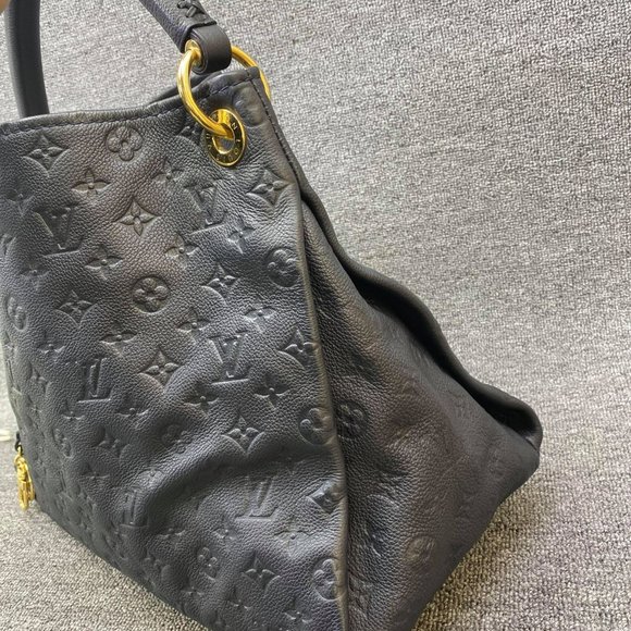 Auth Louis Vuitton LIKE NEW Artsy Empreinte - Picture 5 of 14